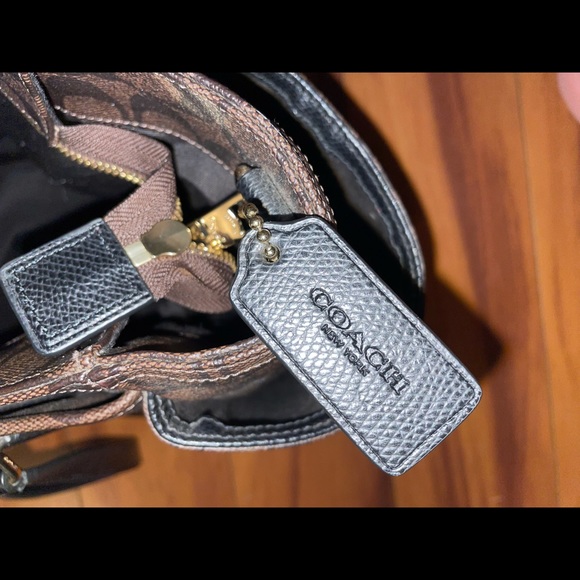 Coach baby diaper purse - Picture 4 of 7